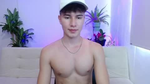 adrian morelli online show from May 3, 9:28 pm