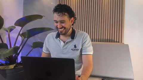 adrian_sith online show from May 20, 7:09 pm