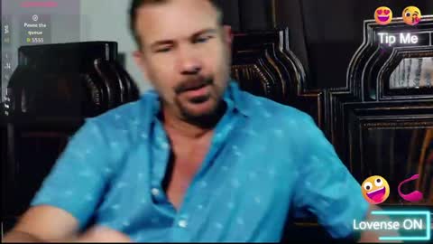 Blue Eyed Handsome Man online show from May 1, 10:34 pm