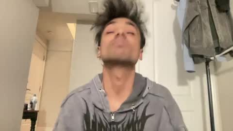Dylan online show from May 10, 3:19 am