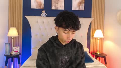 Aiden online show from July 23, 12:57 pm