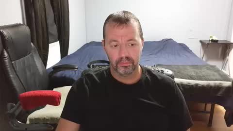 Daddy online show from May 6, 7:25 pm