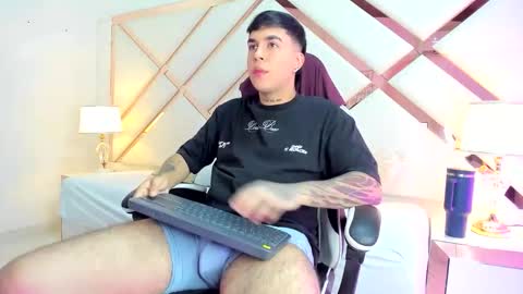 AITOR online show from June 4, 2:28 am