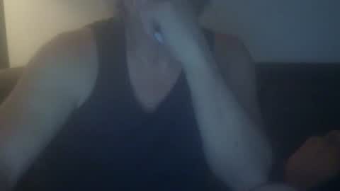 ajames6961 online show from June 18, 1:49 pm