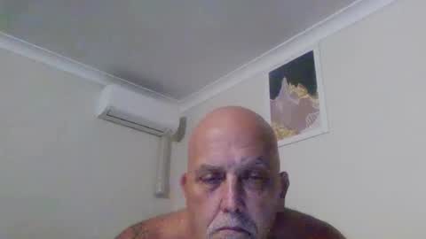 aken4it online show from May 4, 8:32 pm