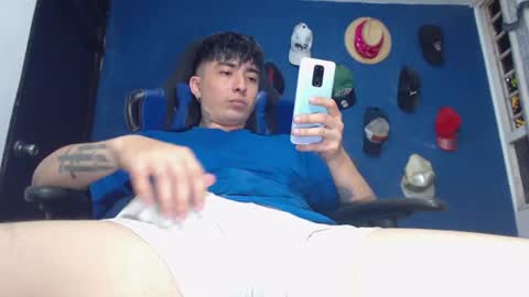 Alex online show from June 11, 2:53 am