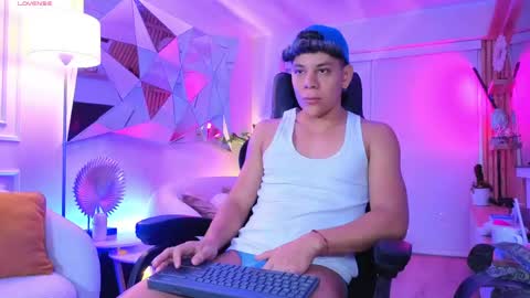 Al Fox  Miko Fortuni  online show from May 22, 12:26 am