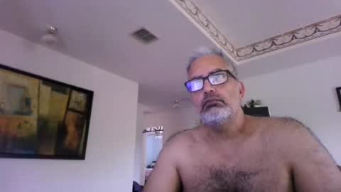 aladdin31673 online show from August 8, 12:45 pm