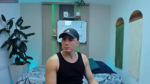 Alan  Kevin can we reach 100 thumbs up please guys  online show from July 28, 7:04 pm
