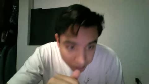 albertoarenas16 online show from June 1, 3:07 am