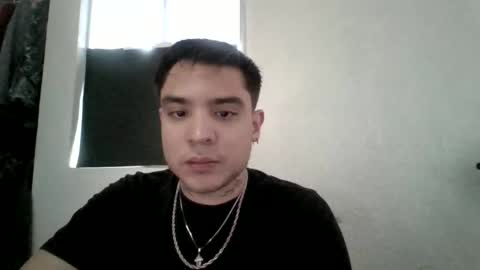 albertoarenas16 online show from June 3, 8:25 pm
