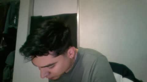 albertoarenas16 online show from June 8, 4:02 am