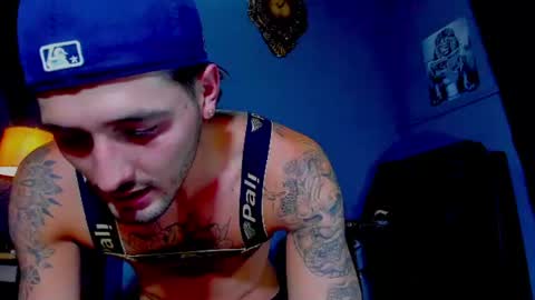alejo_323__ online show from July 31, 2:22 am