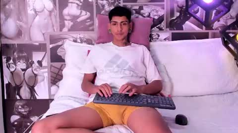Alessandro  online show from July 2, 12:53 am