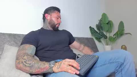 Aless Rose online show from June 25, 9:30 pm