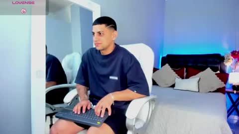alex online show from June 10, 12:51 pm