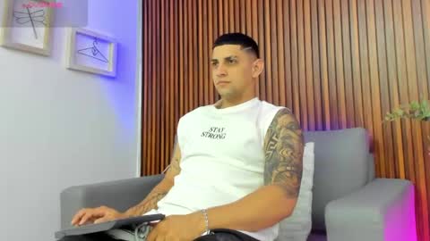 alex online show from May 11, 11:45 am
