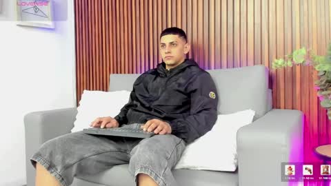 alex online show from May 19, 12:11 pm