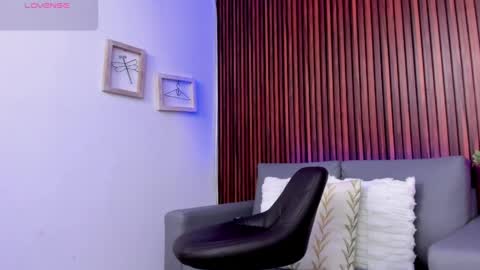 alex online show from May 20, 12:12 pm