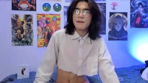 alex_hunt_ online show from June 20, 6:07 am