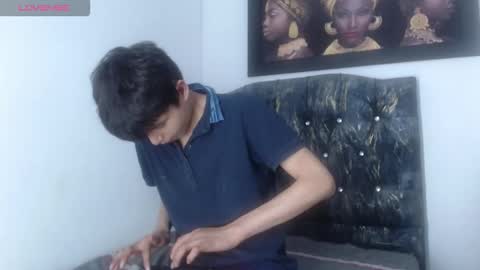 alex_it0 online show from April 20, 7:49 pm
