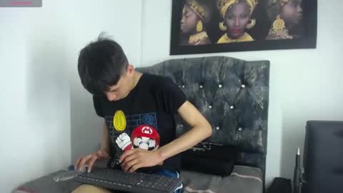 alex_it0 online show from May 14, 12:41 am