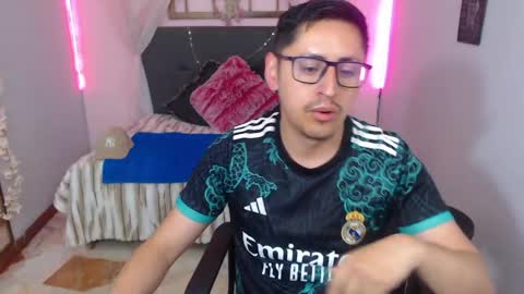 Alex online show from June 8, 11:33 am