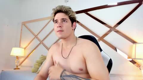 Alex  online show from April 28, 8:24 pm