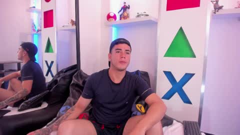 Alex  online show from June 1, 11:54 am