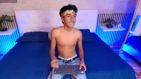 alex_santoss online show from July 20, 12:07 pm