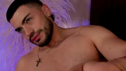 Alexander Diaz online show from June 6, 3:29 pm