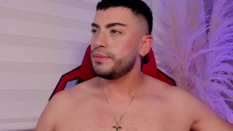 Alexander Diaz online show from May 19, 3:18 pm