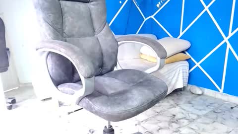 alexander online show from May 2, 2:31 pm