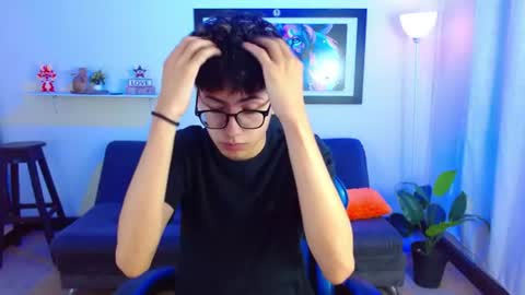alex online show from August 3, 2:12 pm