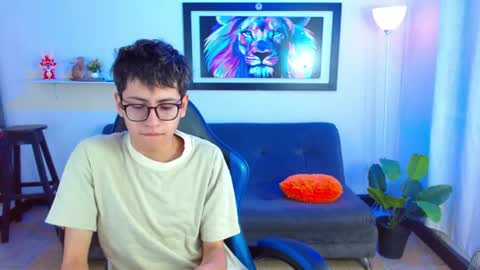 alex online show from July 31, 2:38 pm