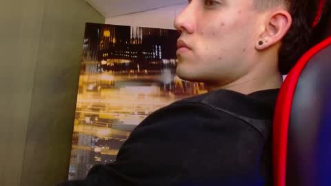 alexgiraldo__ online show from May 8, 2:01 am