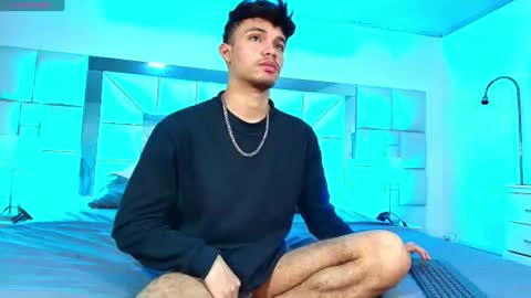 alexgod__ online show from July 28, 11:17 am