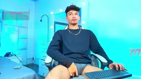 alexgod__ online show from July 28, 4:39 pm