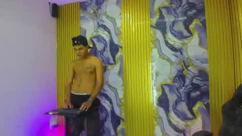alexi_hot23 online show from June 24, 4:04 am