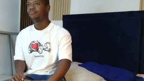 Alexis Fernandez online show from August 3, 7:53 pm