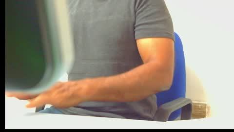 alexkerala84 online show from May 7, 12:49 pm