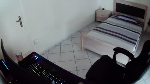alexthepro00 online show from June 17, 5:04 pm