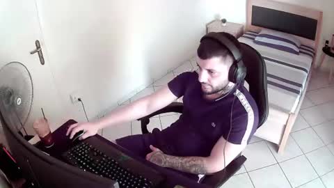 alexthepro00 online show from June 21, 3:17 pm