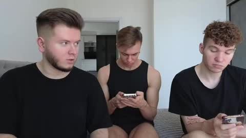 AlexDimaIgor online show from May 18, 8:42 am
