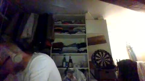 Edgarrrdd1021 online show from May 17, 10:44 am