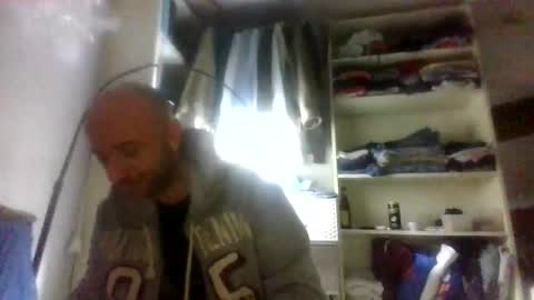 Edgarrrdd1021 online show from May 15, 8:11 am