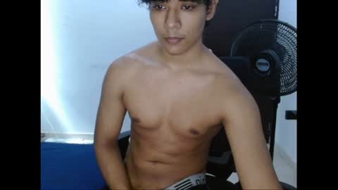 alfred_cantillo online show from July 1, 7:25 pm