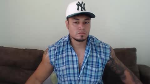 allen_ferrer10 online show from May 15, 3:53 pm
