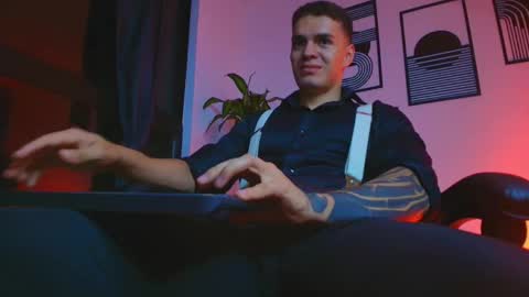 alpha_dominus_ online show from May 1, 3:43 am