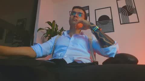 alpha_dominus_ online show from June 16, 6:49 am